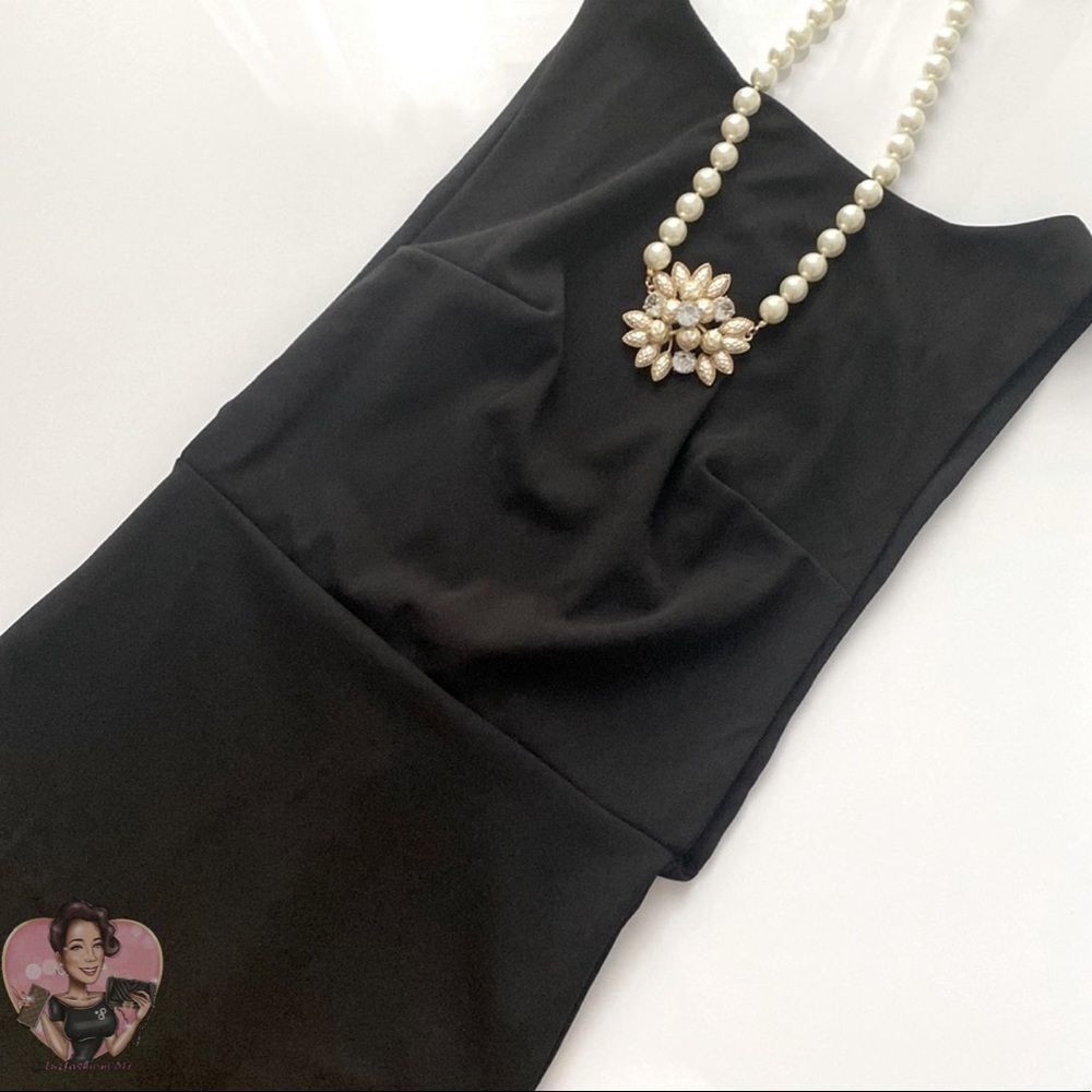 MISSGUIDED black sleeveless low back maxi dress